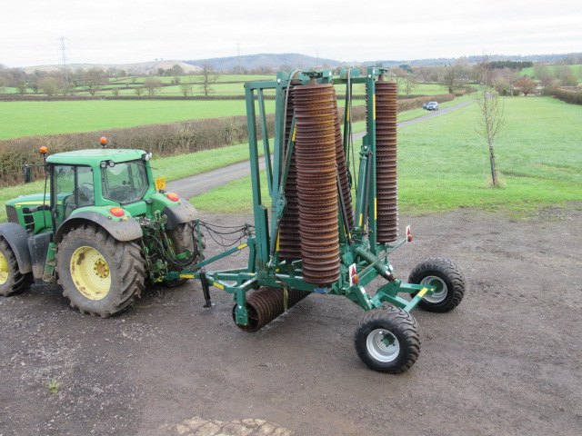 Cousins 12.8m Contour rolls
