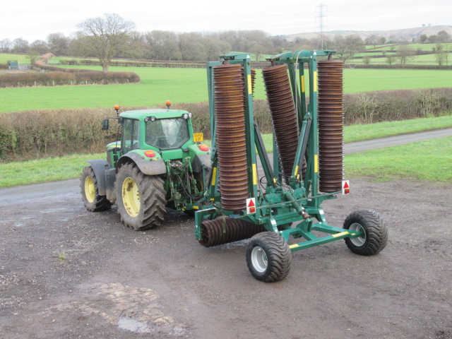 Cousins 12.8m Contour rolls