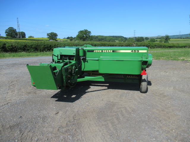 John Deere 459 conventional baler