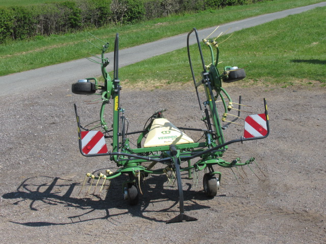 Krone Vendro 560 tedder