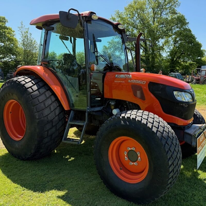 Kubota M9960 Tractor