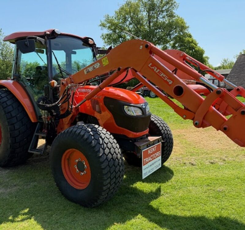 Kubota M9960