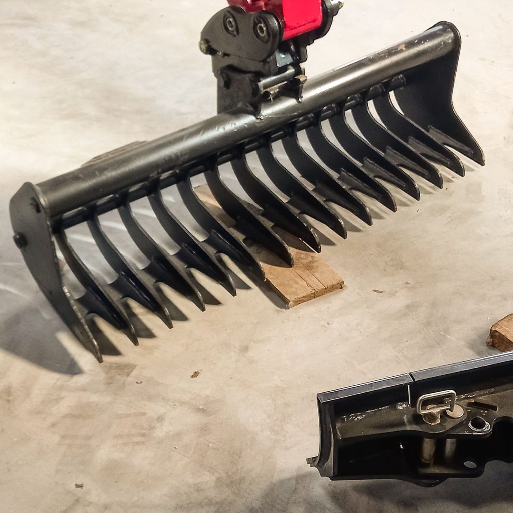 Digger Land Rake 1-2.5T