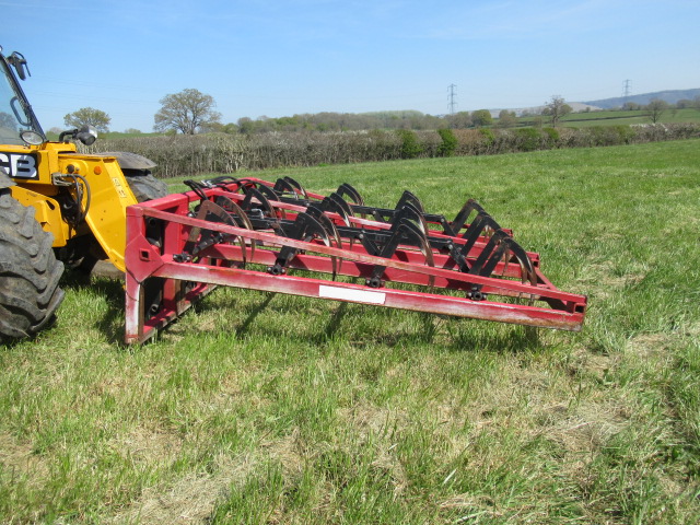Moulton big bale grab