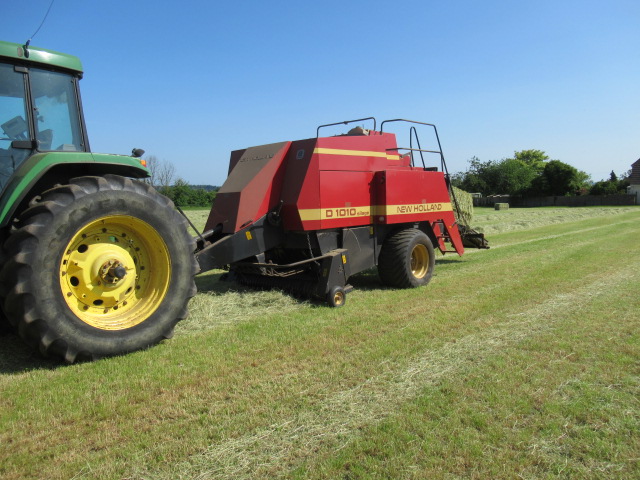 New Holland D1010 Silage