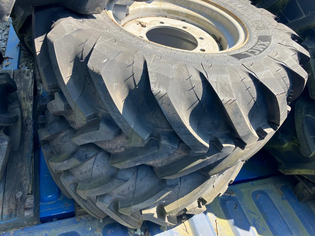 20″ Manitou Wheels & Tyres