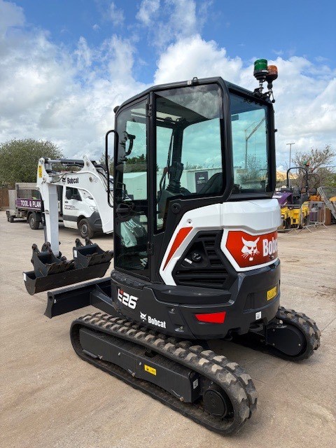 BOBCAT E 26