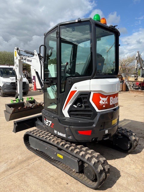 BOBCAT E 27 Z