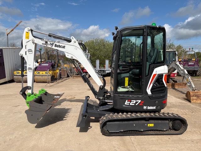 BOBCAT E 27 Z