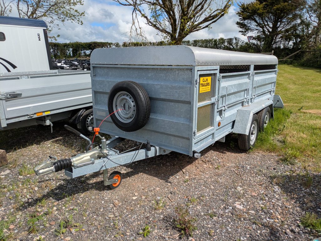 CLH 12′ x 5′ Livestock Trailer