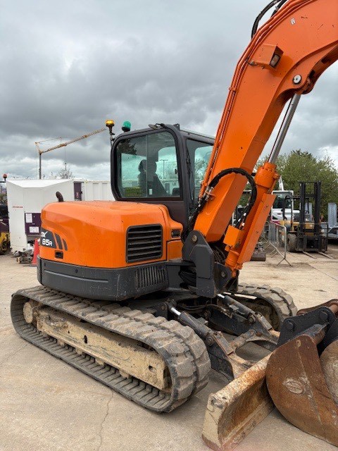 DOOSAN DX 85 R-3