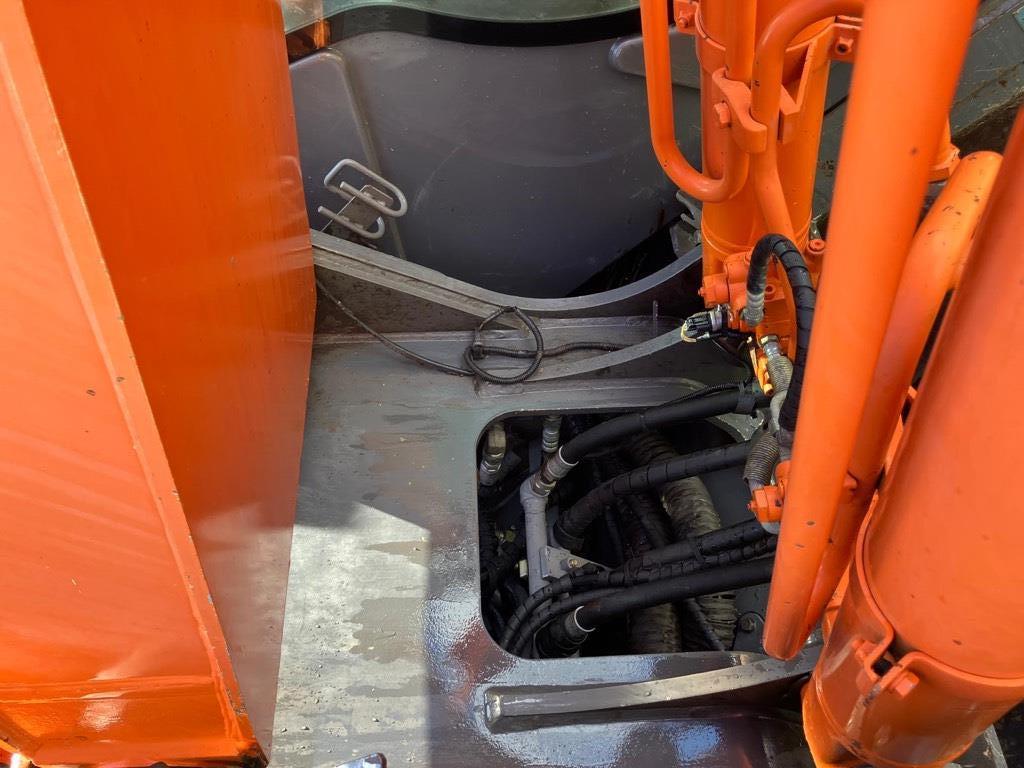 HITACHI ZX 225 USR LC-3