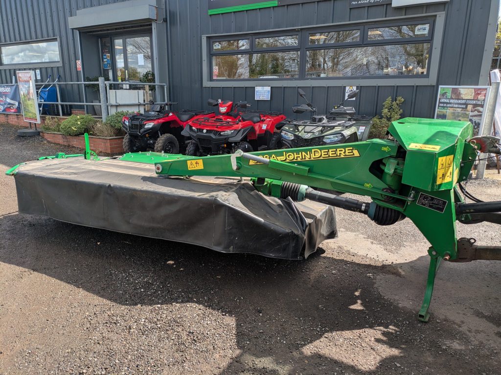 John Deere 328 Mower Conditioner