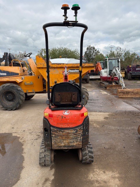 KUBOTA K 008-3
