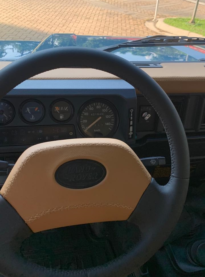 Land Rover Defender 110 1996