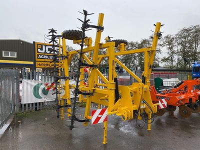 CLAYDON DEMO 63M TERRASTAR