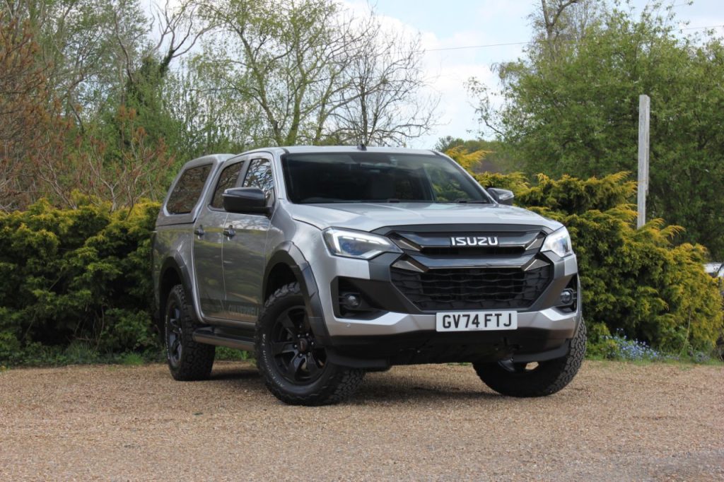 ISUZU D-MAX 2024 (74)