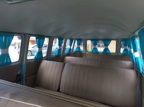 VW T1 splitwindow bus 1975
