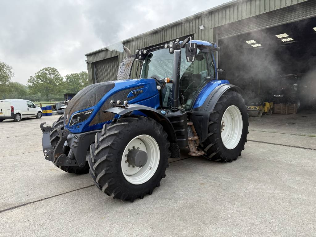 VALTRA T 234 VERSU