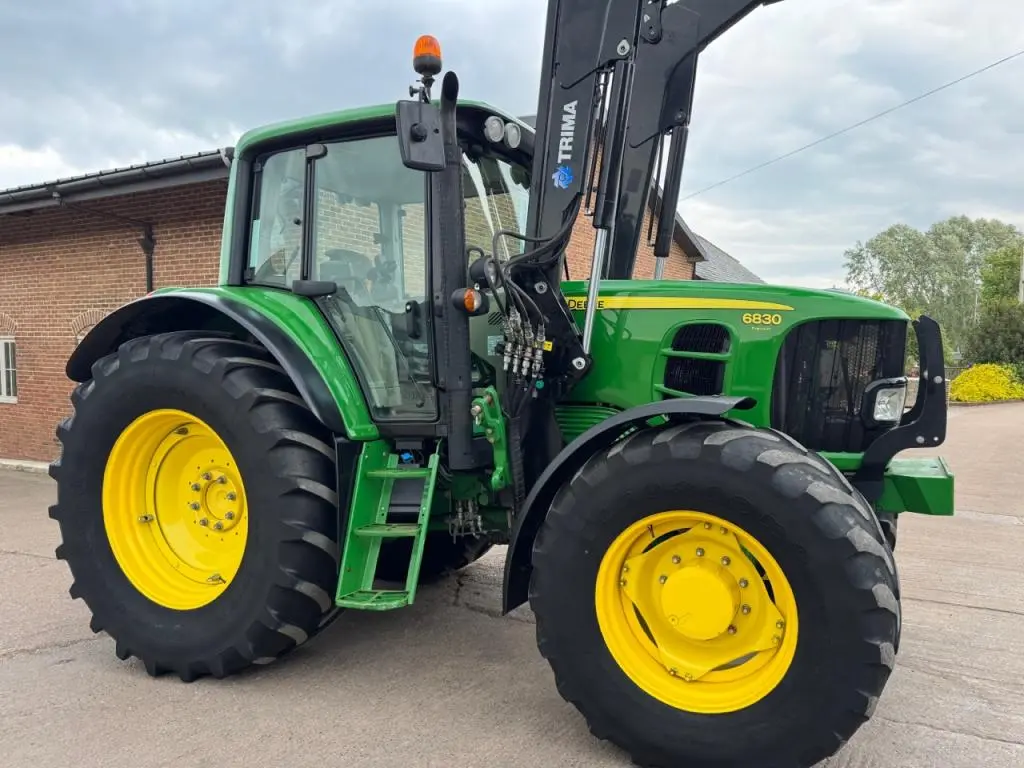 John Deere 6830, 03/2011, 5,706 hours