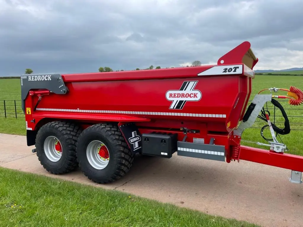 Redrock 20 Ton half pipe dump trailer, NEW