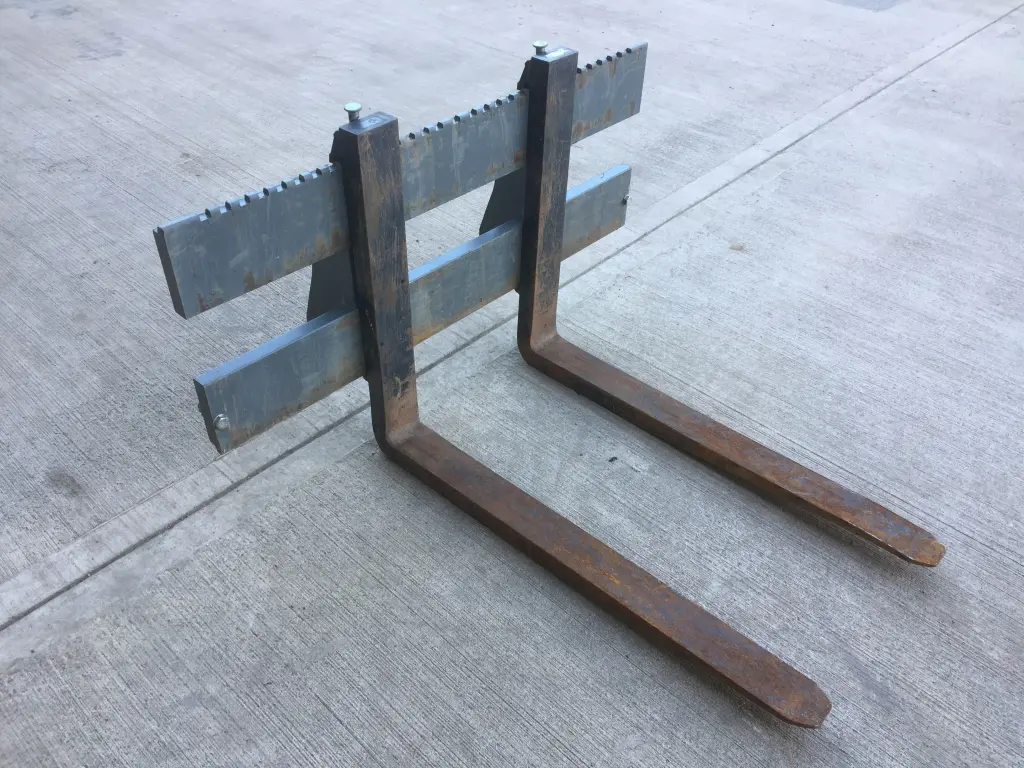 JCB Pallet tines, 2021