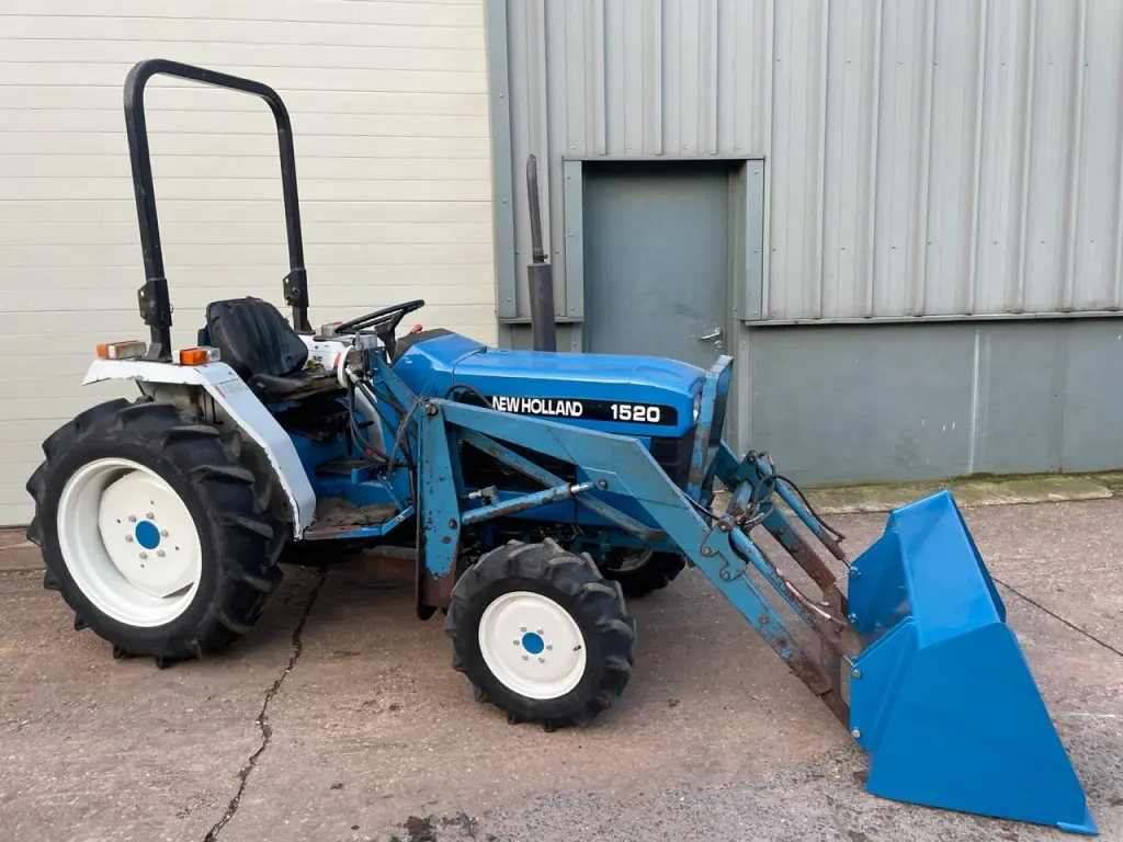 New Holland 1520, 09/1995, 7,654 hours