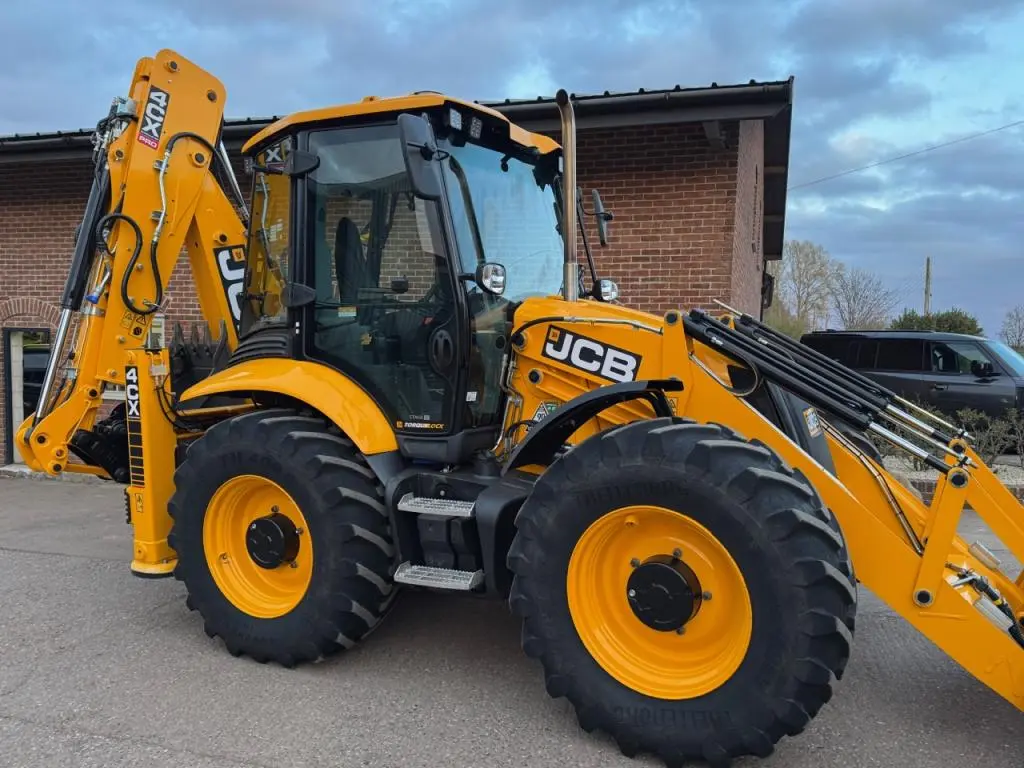 JCB 4CX Sitemaster Pro, 12/2024, 66 hours