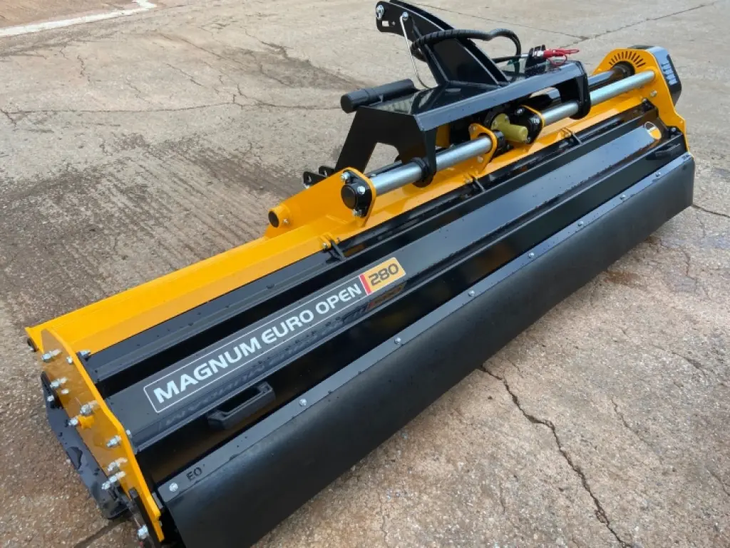 McConnel Magnum Euro Open 280 flail topper, NEW