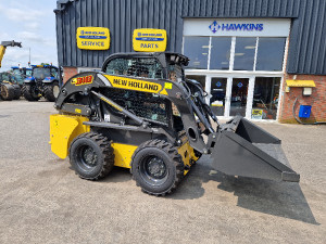 NEW HOLLAND L318 SKISSTEER