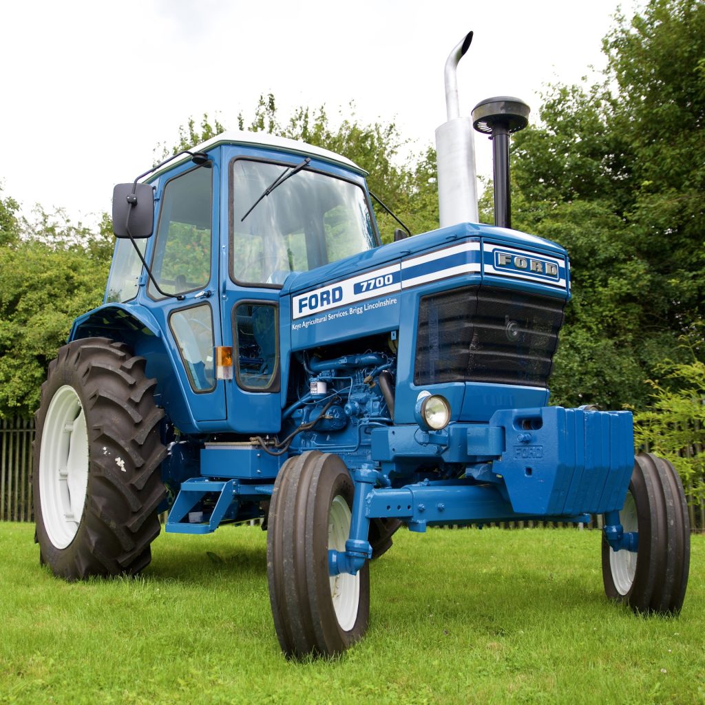 Ford 7700 2WD