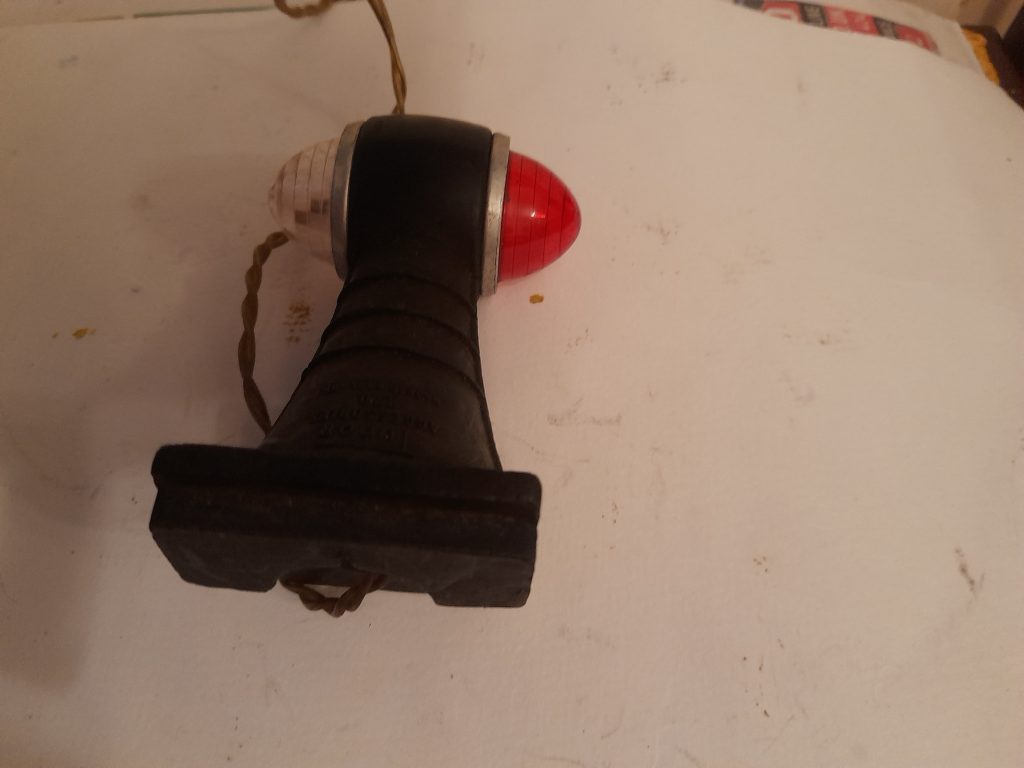 Old sidecar light
