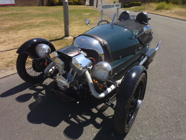 Morgan three-wheeler perspex aero screens