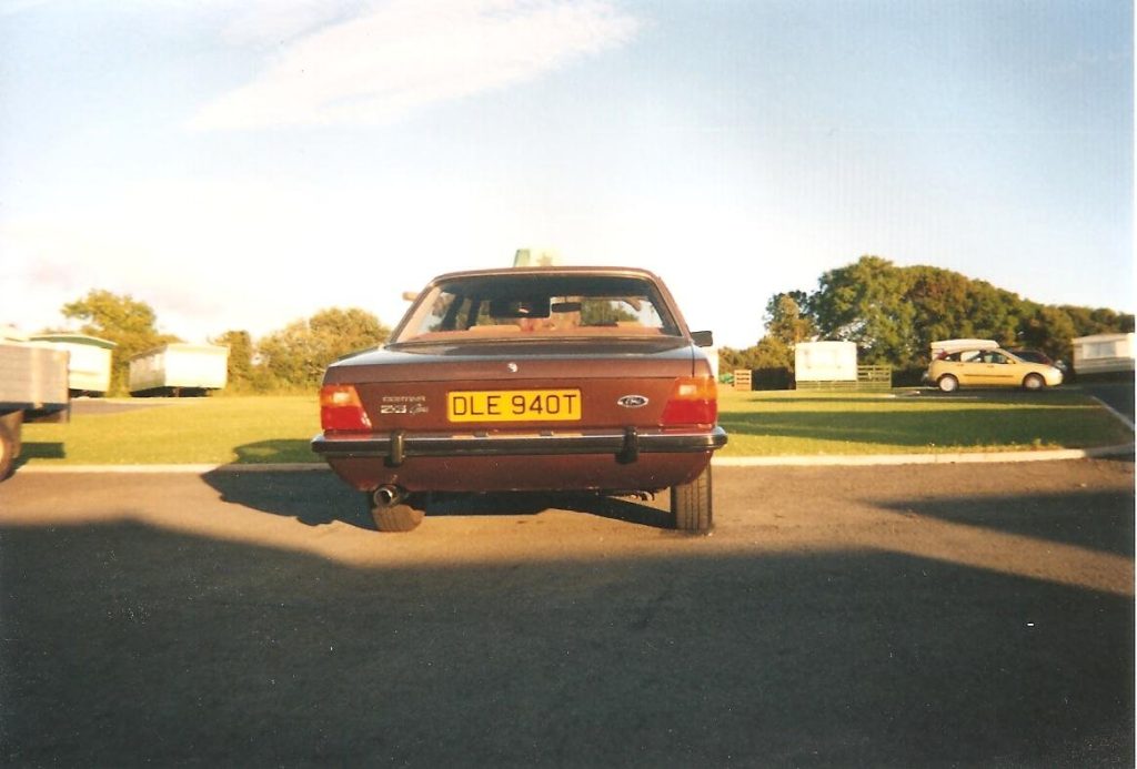 Wanted for Classic Ford magazine tribute feature to borrow for a day Ford Cortina MK 4 2.0/2.3 Ghia four door saloon