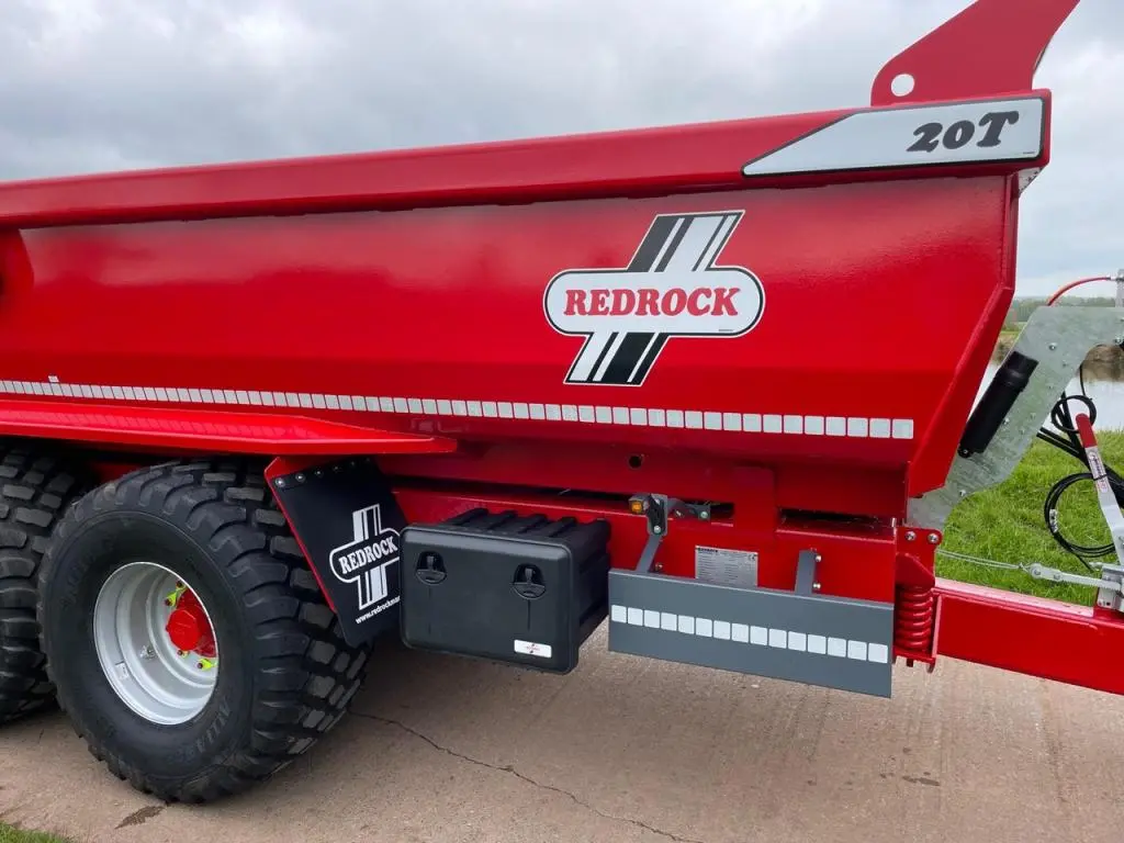 Redrock 20 Ton half pipe dump trailer, NEW