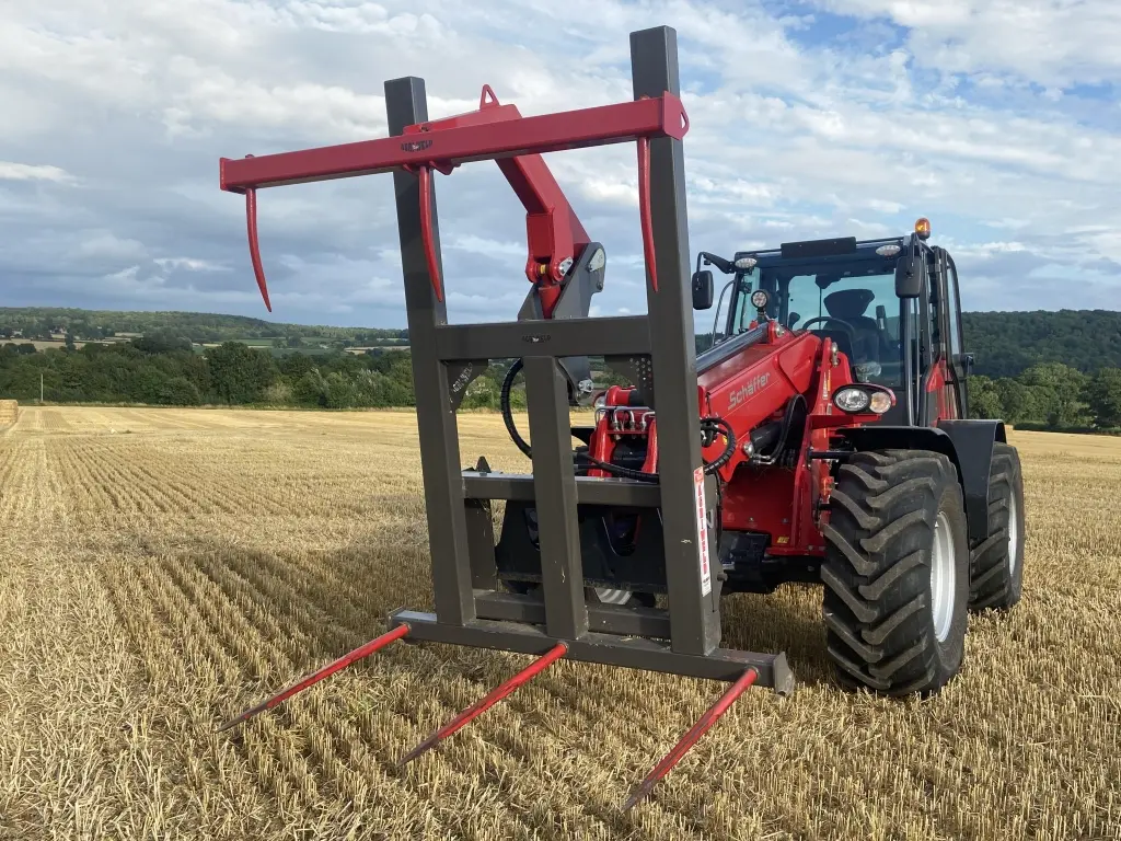 Agriweld big square bale grab, 2024