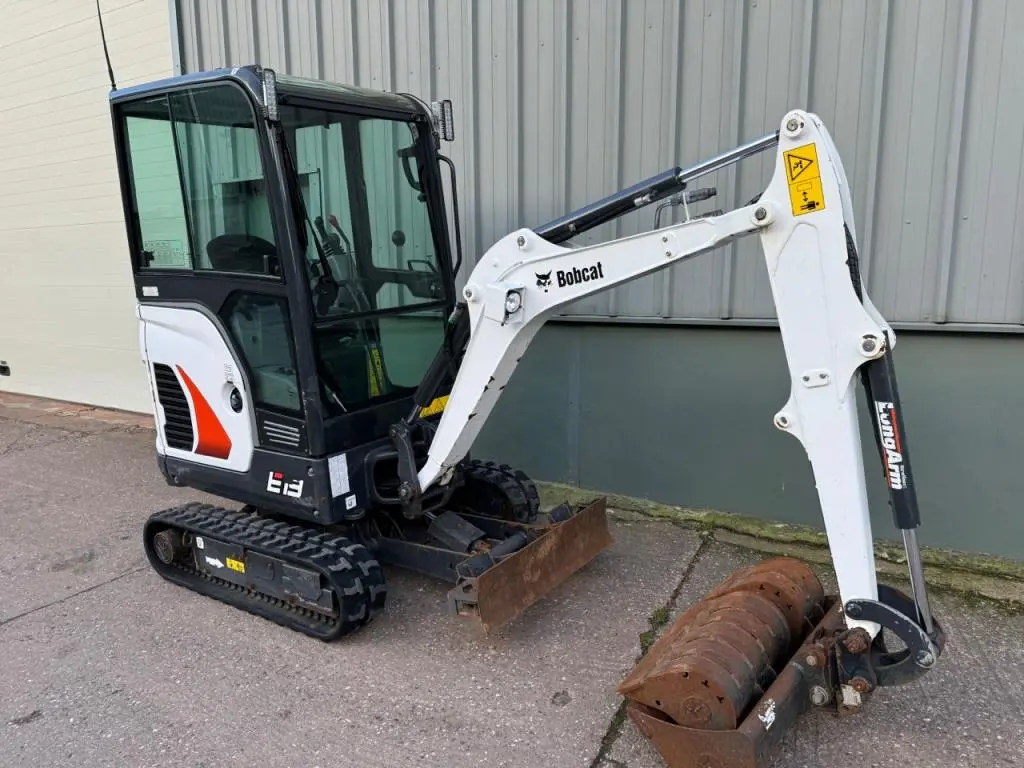 Bobcat E19 excavator, 2023, 396 hrs
