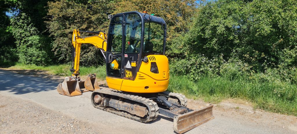 JCB 8025 cts Mini Digger