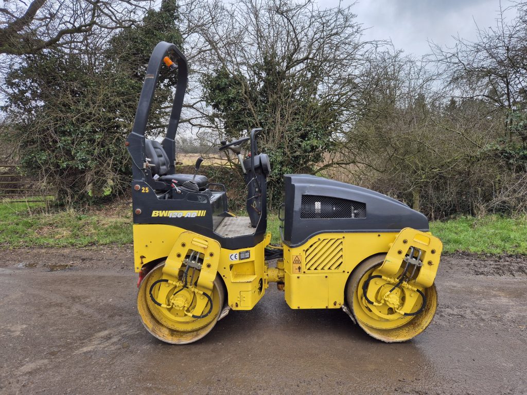 Bomag BW120AD-4 Roller