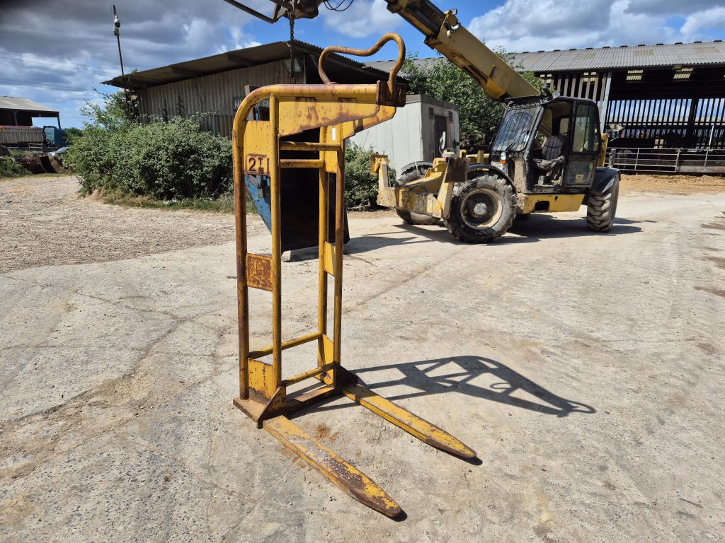 2 Ton Crane Forks