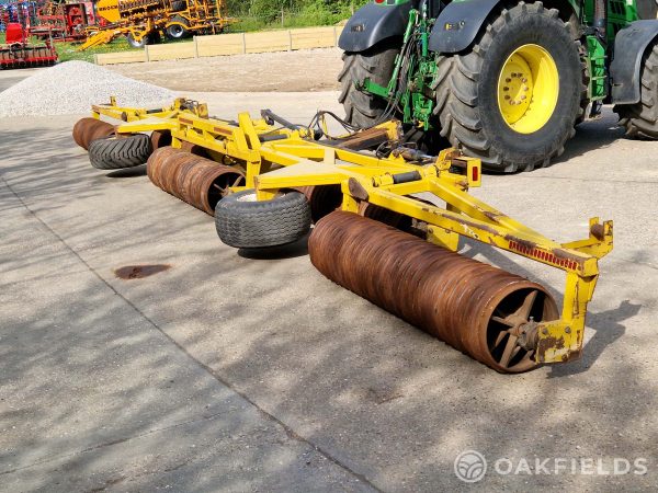Twose 12.4m Horizontal Folding Cambridge Rolls