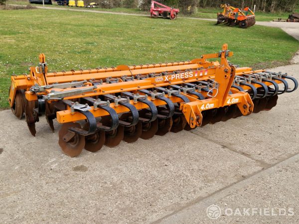 2010 Simba 4m mounted X-Press cultivator