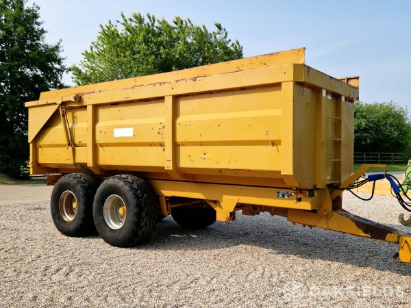 2004 Richard Western 14 ton grain trailer