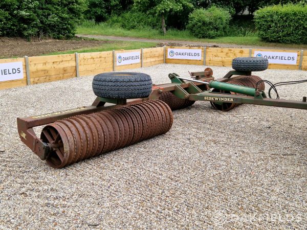Cousins Sidewinder 6.4M horizontal folding rolls