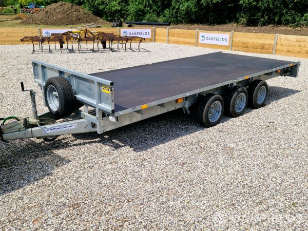 Ifor Williams LM166G3 Tri-axle Flatdeck Trailer