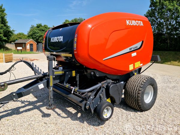 2019 Kubota BF 3255 round baler