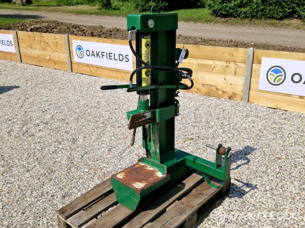 2014 Major LS 3000 linkage mounted log splitter
