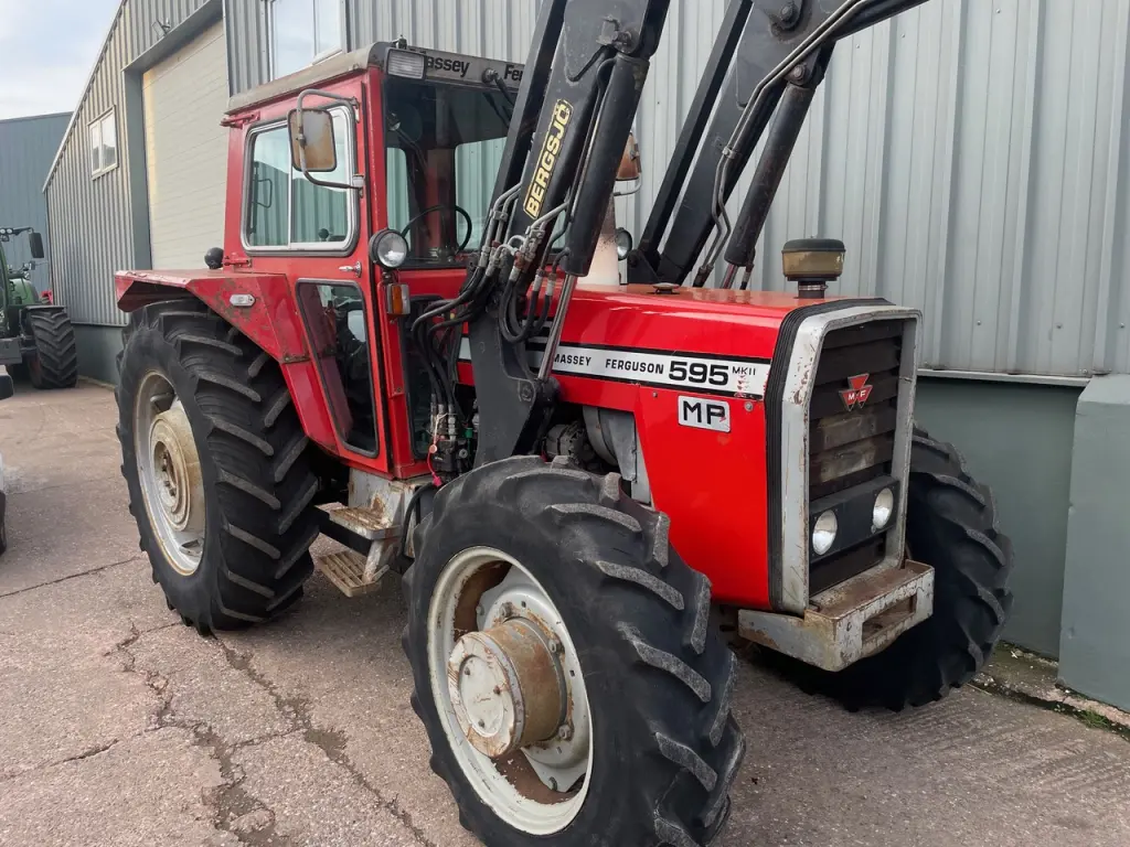 Massey Ferguson 595 MKII, 1981, 8,933 hours