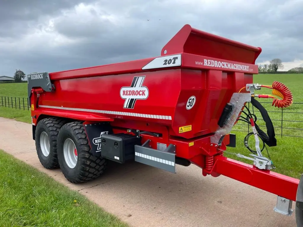 Redrock 20 Ton half pipe dump trailer, NEW