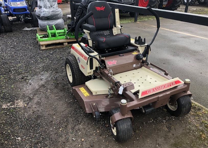 Grasshopper 124V-48 Ride On Mower